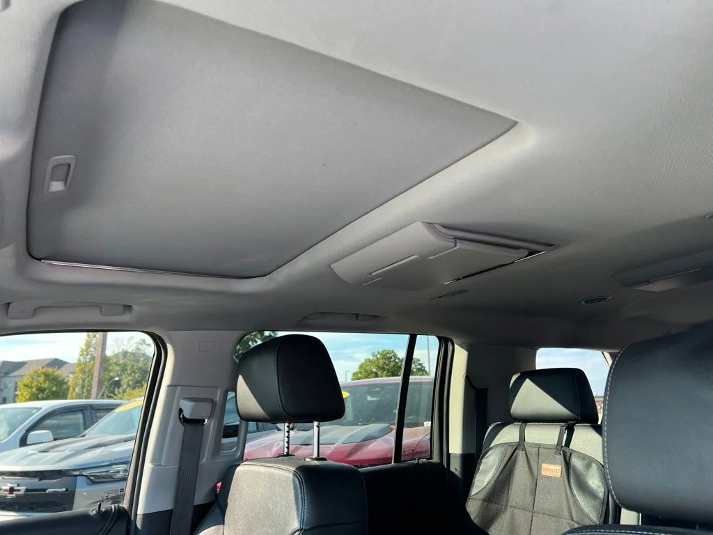 Used 2020 Gray GMC SLT image 6