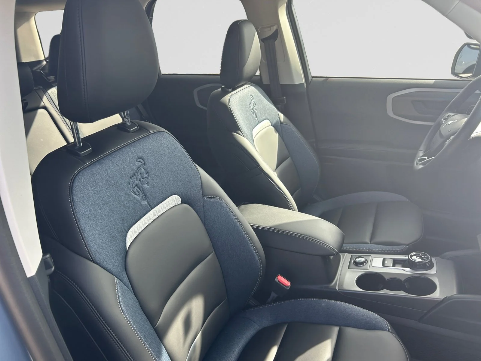 New 2026 Azure Grey Metallic Tri-Coat Ford Outer Banks image 11