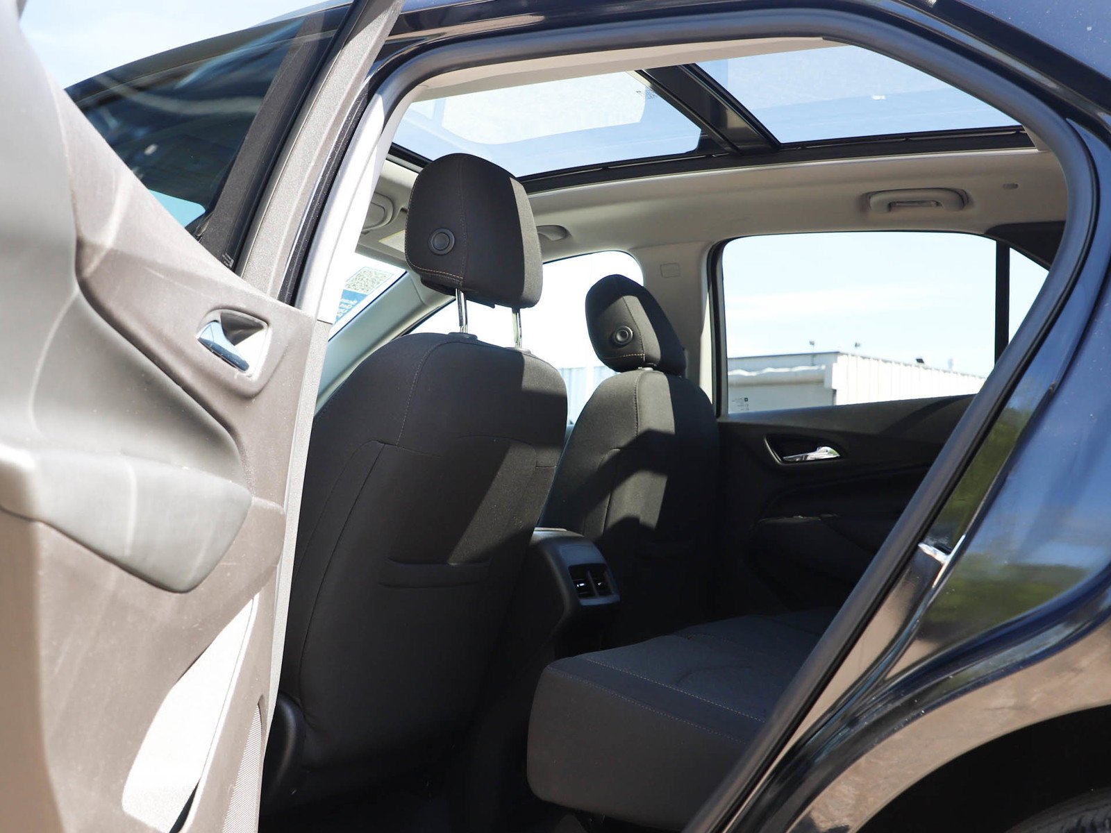 Used 2019 MOSAIC BLACK METALLIC Chevrolet LT image 19