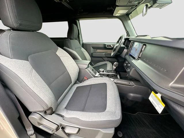 Used 2025 Gray Ford Base image 25