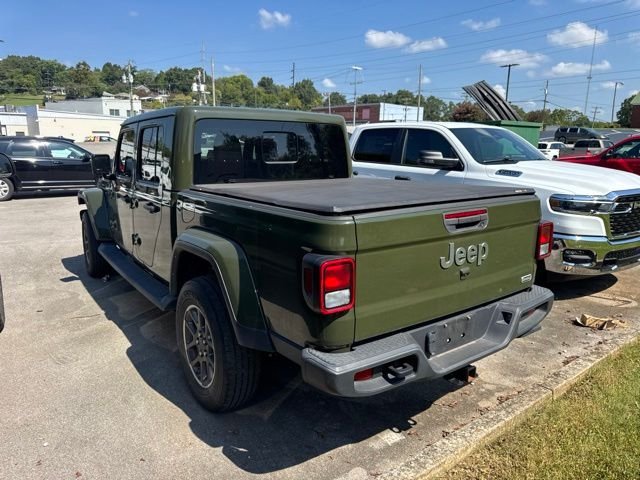 Used 2022 Green Jeep Overland image 3