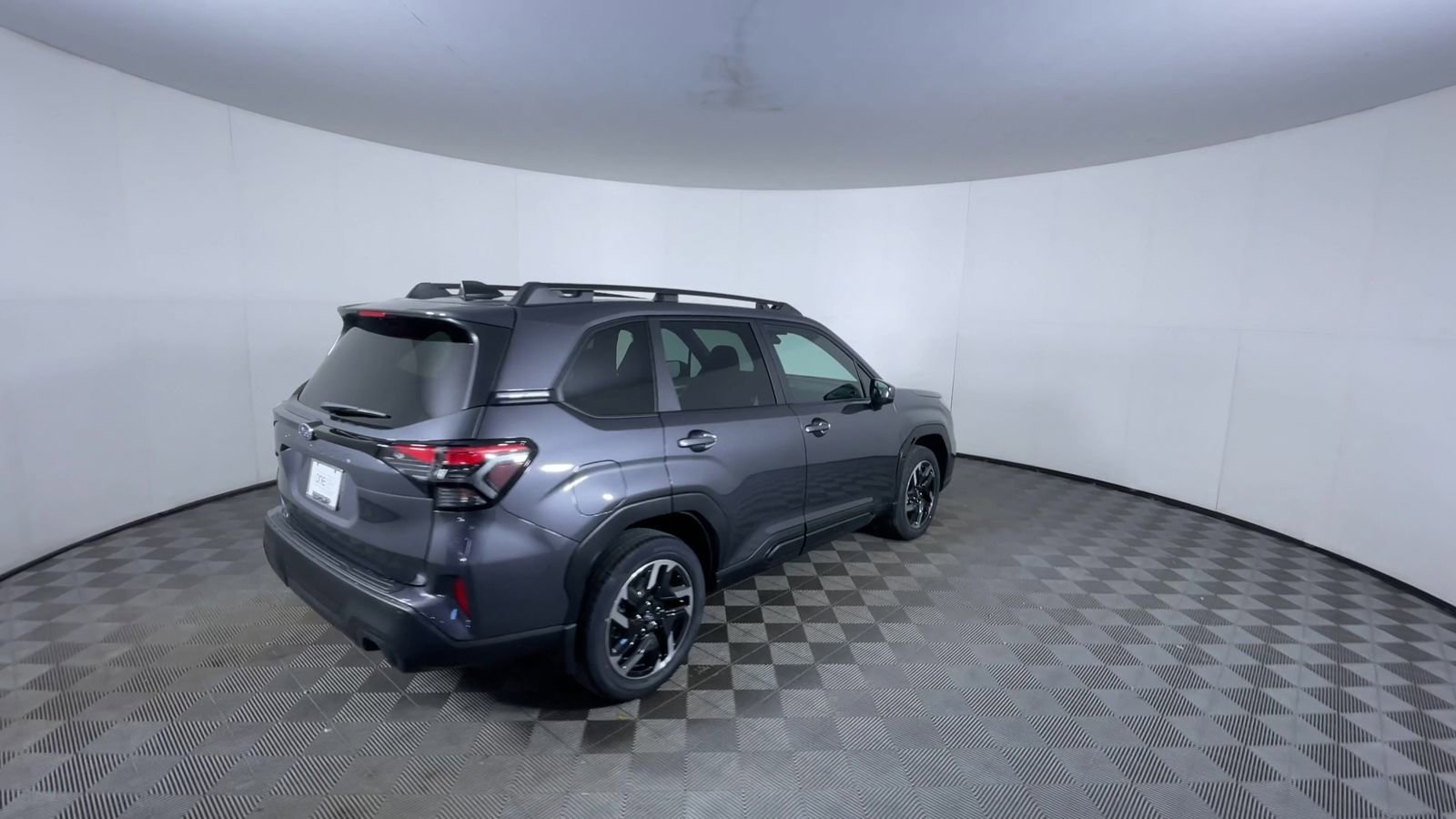 Used 2026 Magnetite Gray Metallic Subaru Limited image 8
