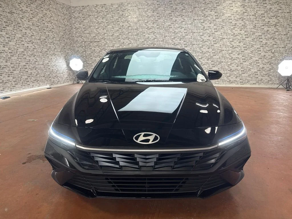 New 2026 Abyss Black Hyundai SEL Sport image 2