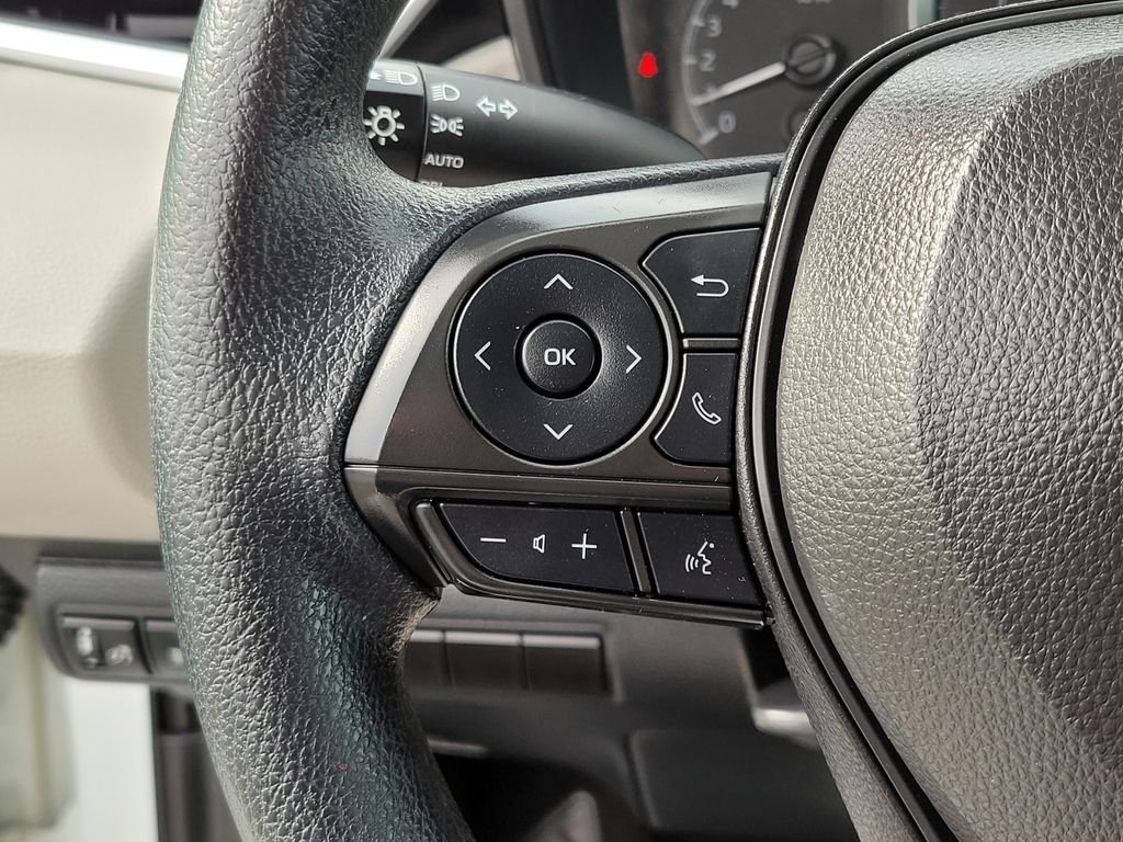 2022 Toyota Corolla LE - Photo 25