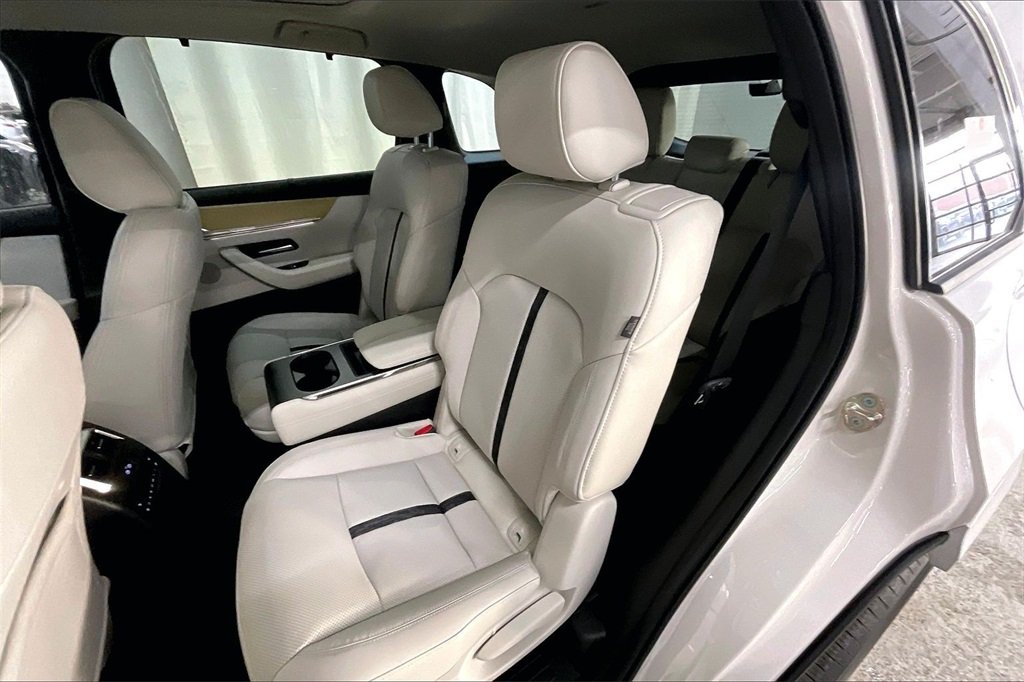 2026 MAZDA CX-90 - Image 9