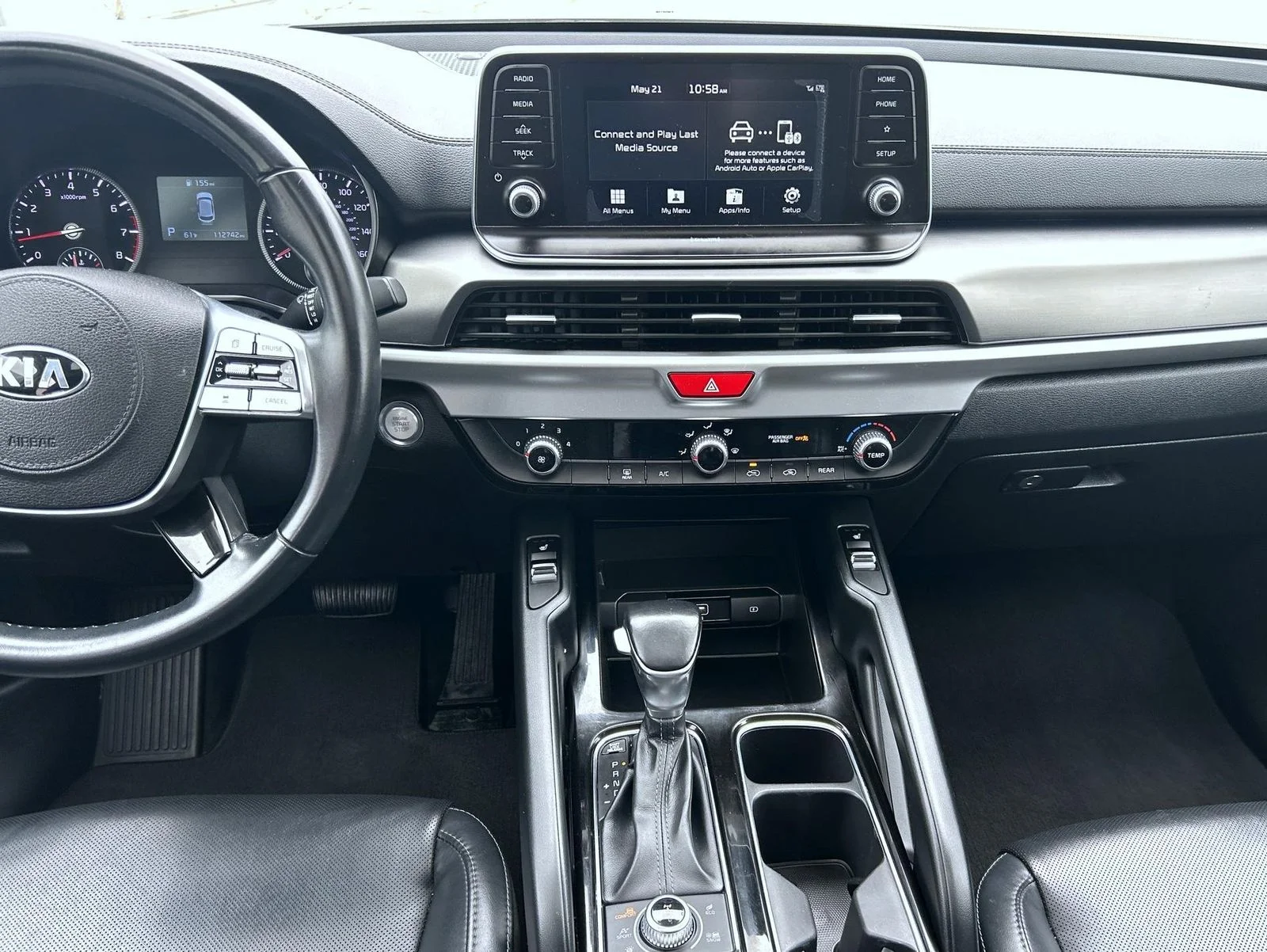 Used 2020 White Kia S image 12