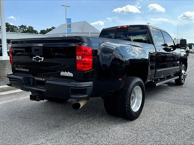 Used 2016 Black Chevrolet High Country image 4