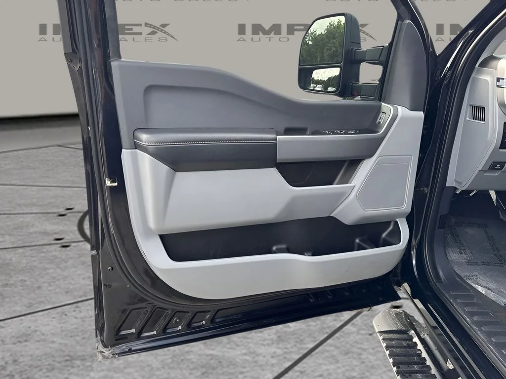 Used 2024 Black Ford XL image 15