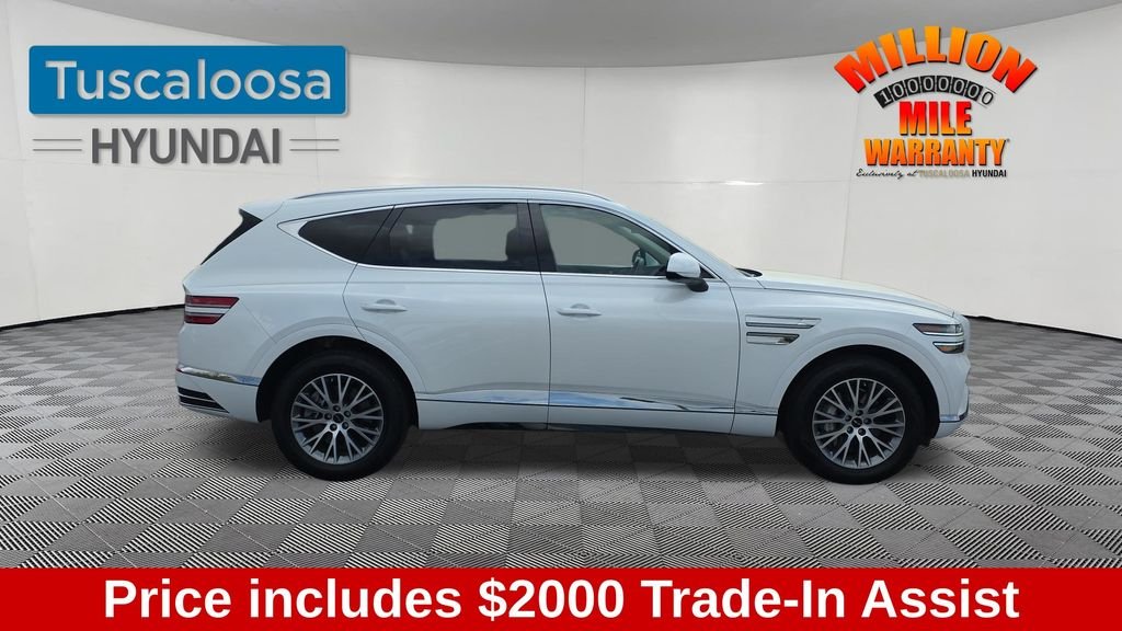 Used 2025 White Genesis 2.5T image 9