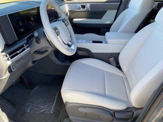 New 2026 Hampton Gray Hyundai SE FWD image 16