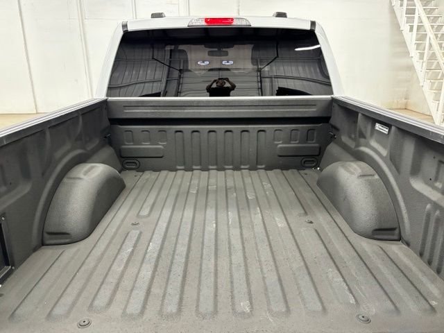 Used 2023 White Ford XLT image 24