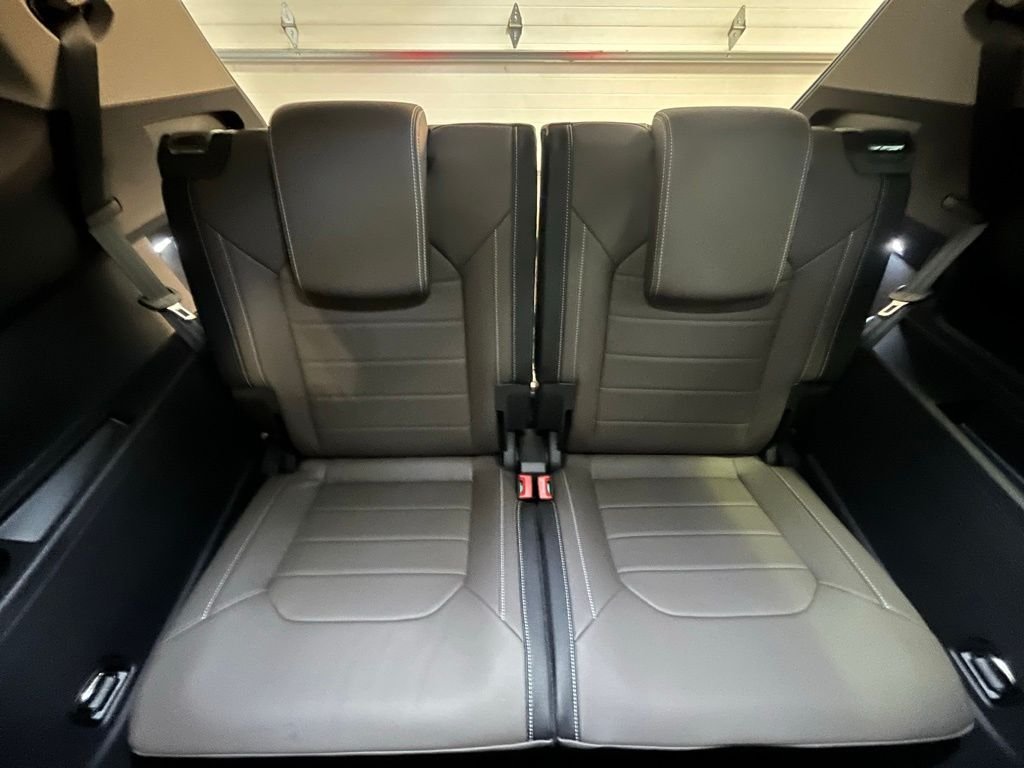 New 2026 Black Volkswagen 2.0T SEL image 25
