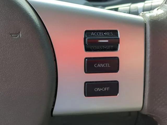 Used 2016 White Nissan SV image 17