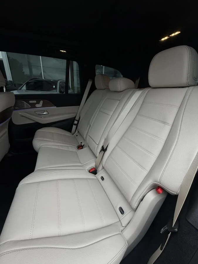 New 2026 White Mercedes-Benz Gls 450 4matic Suv image 22