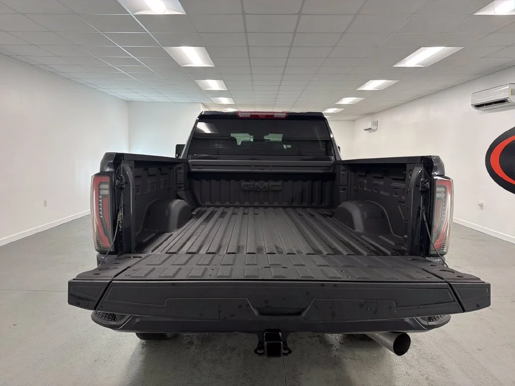 Used 2026 Titanium Rush Metallic GMC AT4 image 8