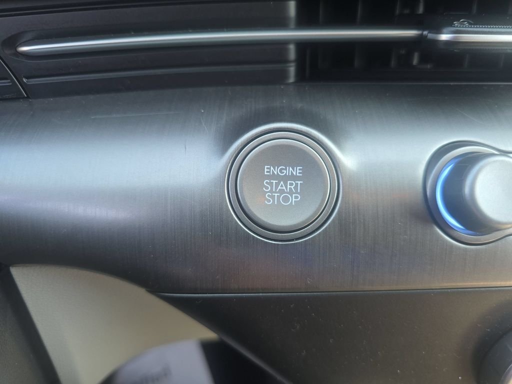 Used 2024 Denim Blue Pearl Hyundai SE image 28