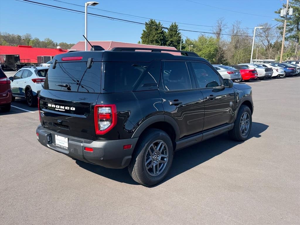 Used 2025 Shadow Black Ford Big Bend image 7
