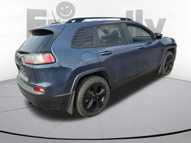 Used 2021 Blue Jeep Latitude image 5