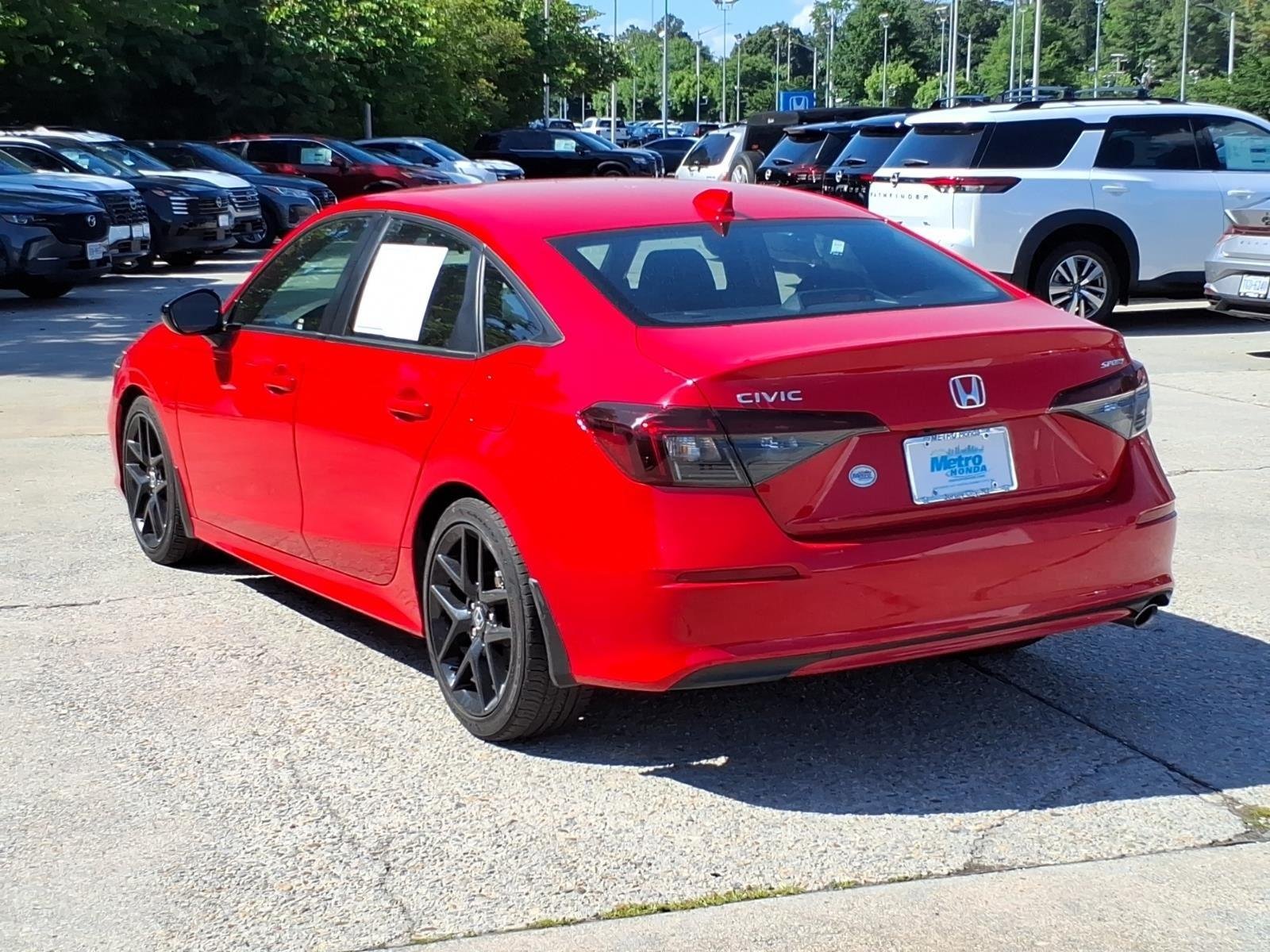 Used 2025 Rallye Red Honda Sport image 9