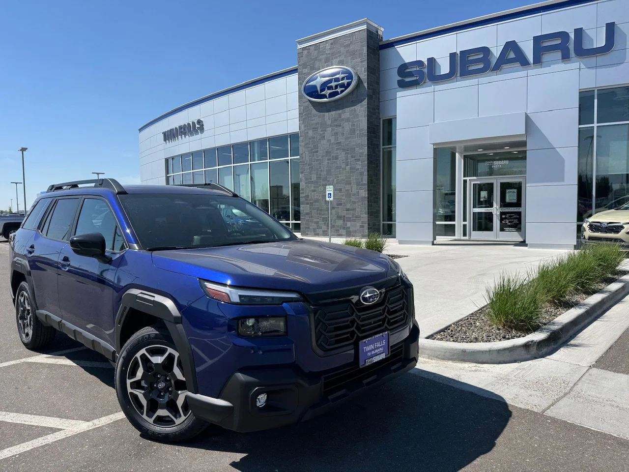 2026 Subaru Outback Touring's photo
