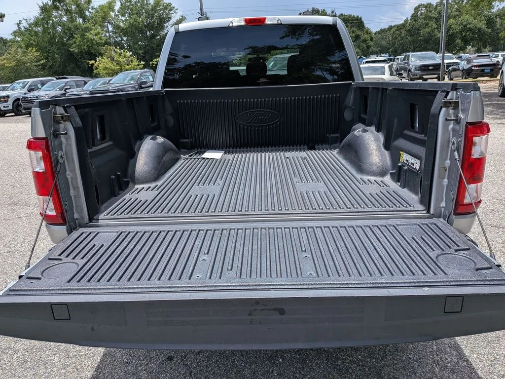 Used 2022 Silver Ford XL image 34