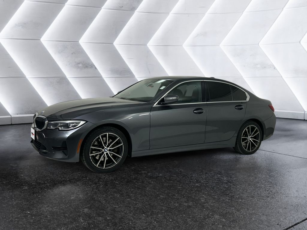 Used 2022 Gray BMW 330i image 3