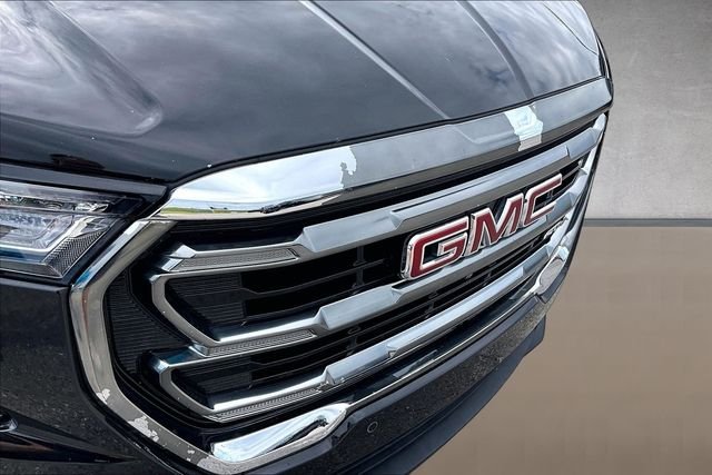 Used 2023 Black GMC AT4 image 24