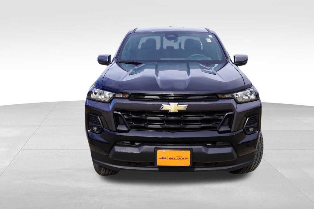 2024 Chevrolet Colorado LT - Photo 12
