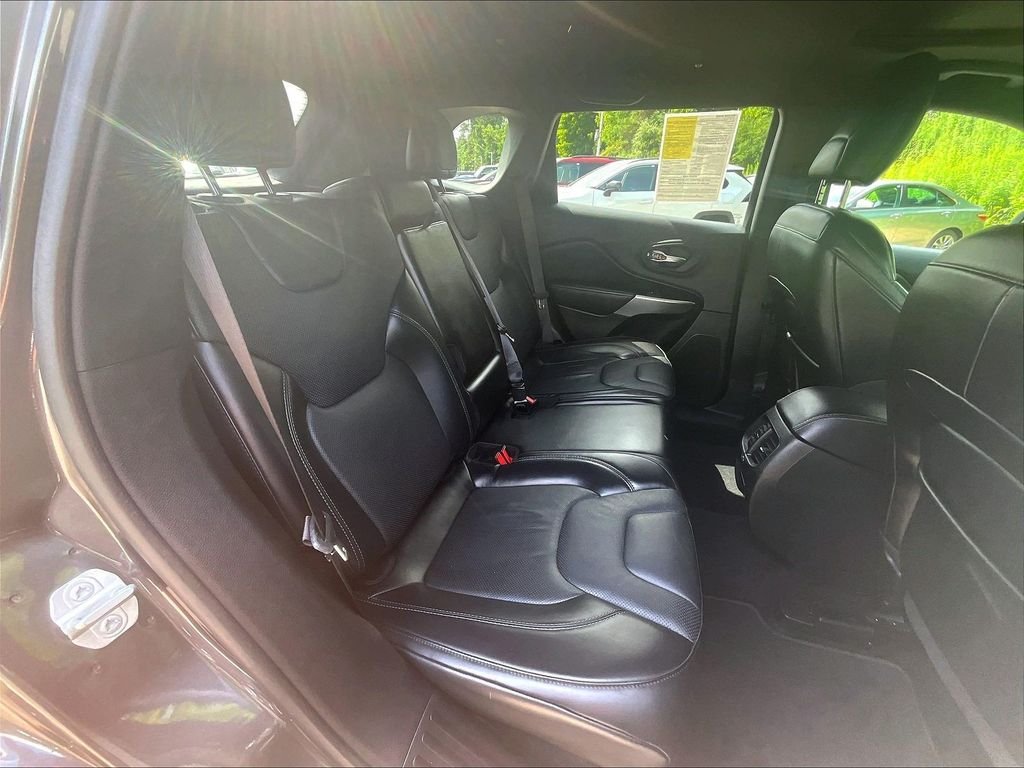 Used 2020 Gray Jeep Limited image 16