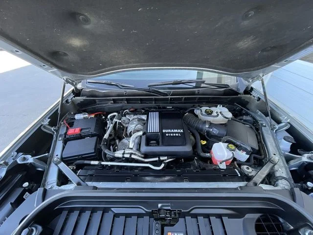 Used 2025 Gray GMC AT4 image 26