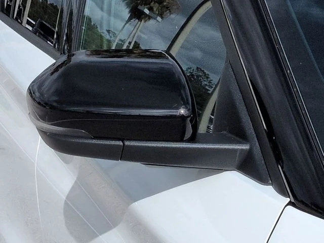 New 2026 Star White Metallic Tri-Coat Ford Platinum™ image 12
