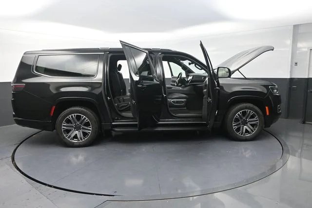 Used 2024 Black Jeep Series II image 37