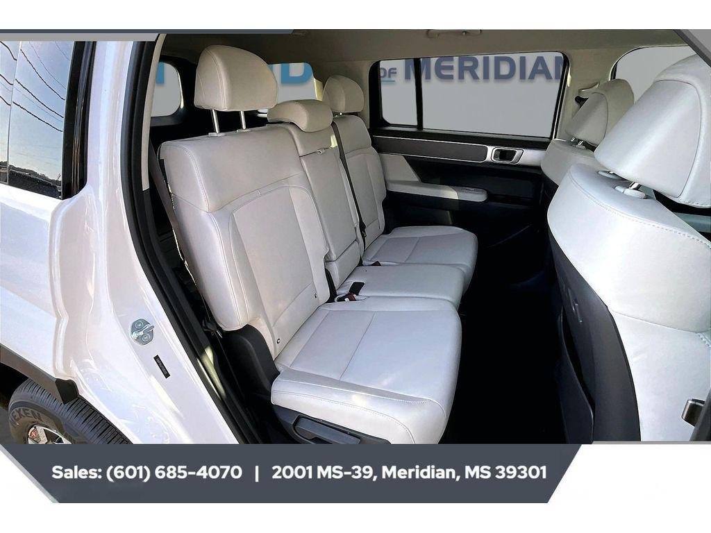 New 2026 Serenity White Hyundai SE FWD image 8