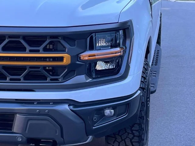 New 2026 Oxford White Ford Tremor® image 9