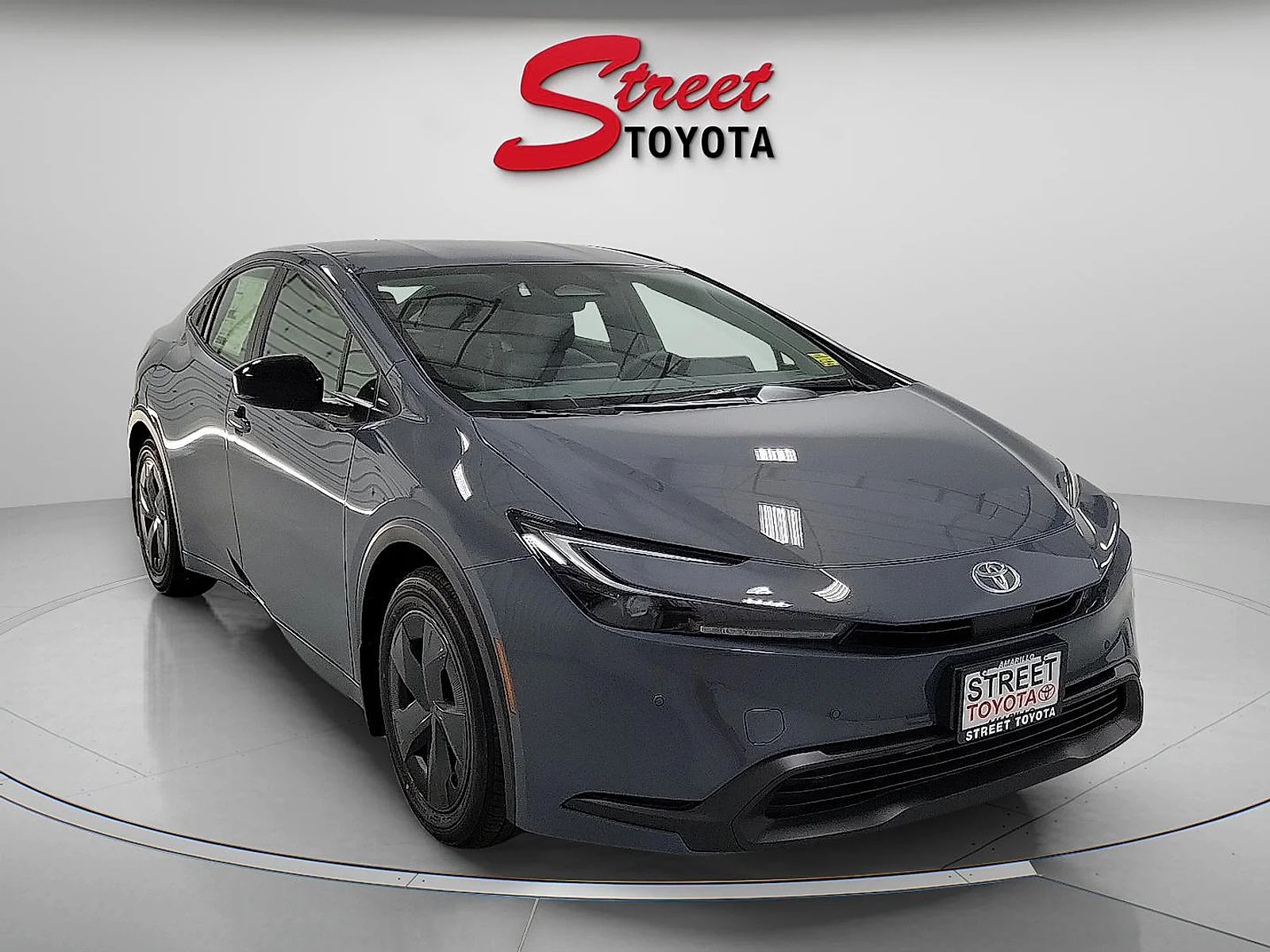 Certified Used 2026 GUARDIAN GRAY Toyota  image 4