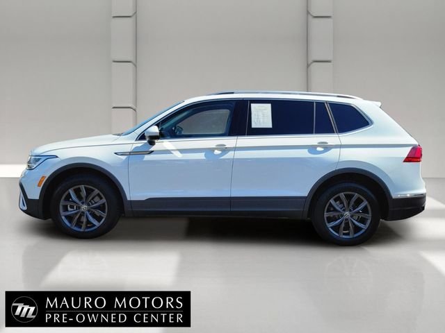 Used 2023 White Volkswagen 2.0T SE image 7