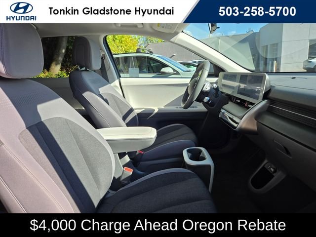 2024 Hyundai IONIQ 5 SE - Photo 12