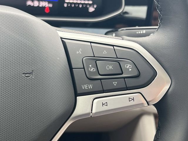 New 2026 White Volkswagen 1.5T SE image 10