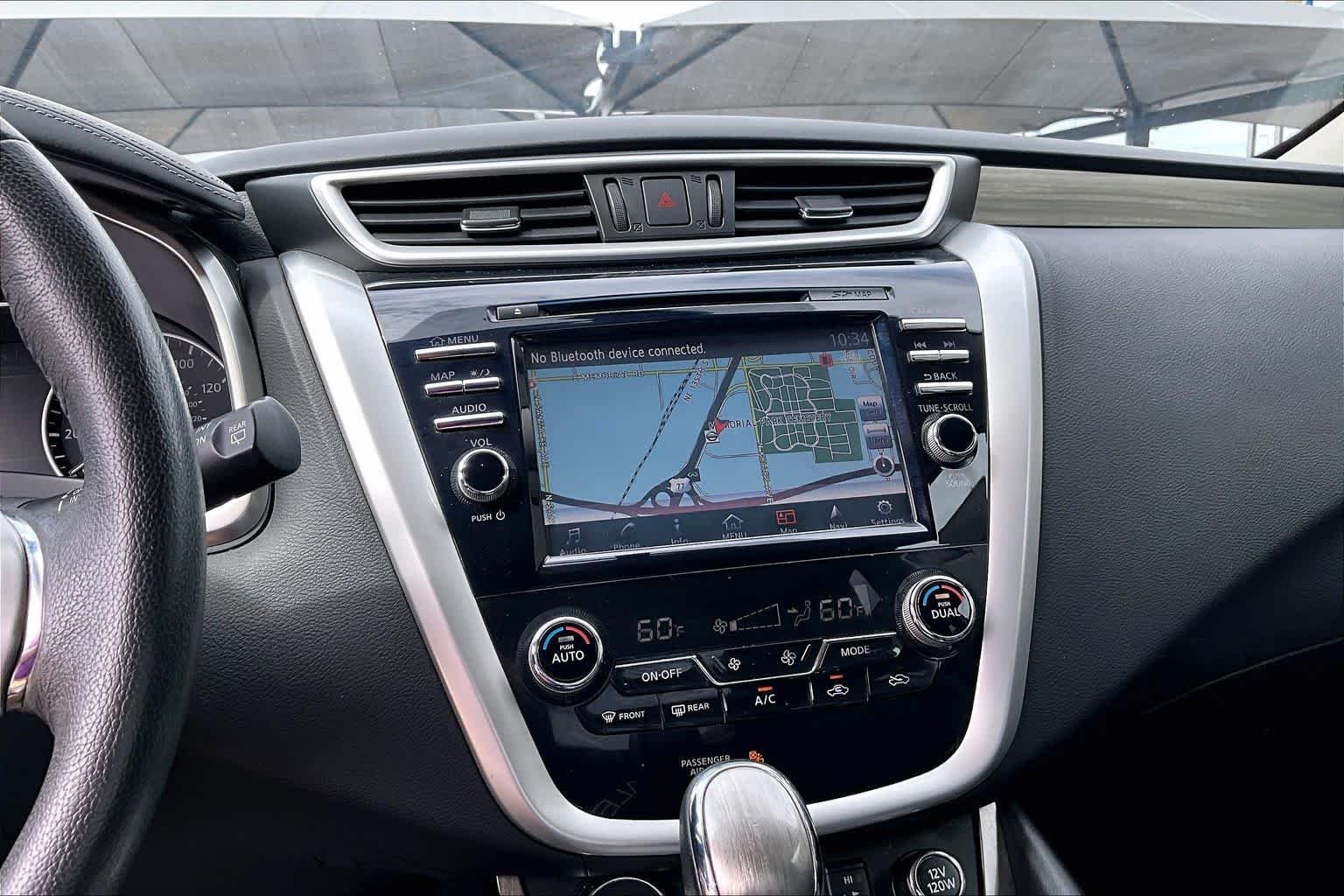 Used 2016 Arctic Blue Metallic Nissan SL image 32