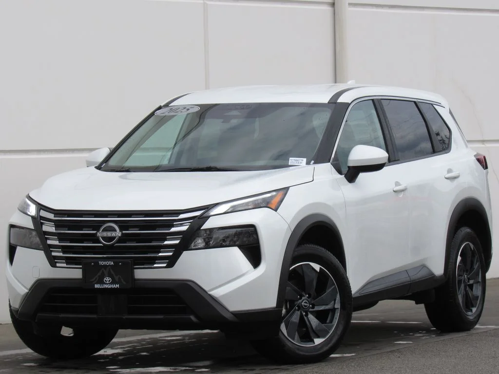 2025 Nissan Rogue SV AWD's photo