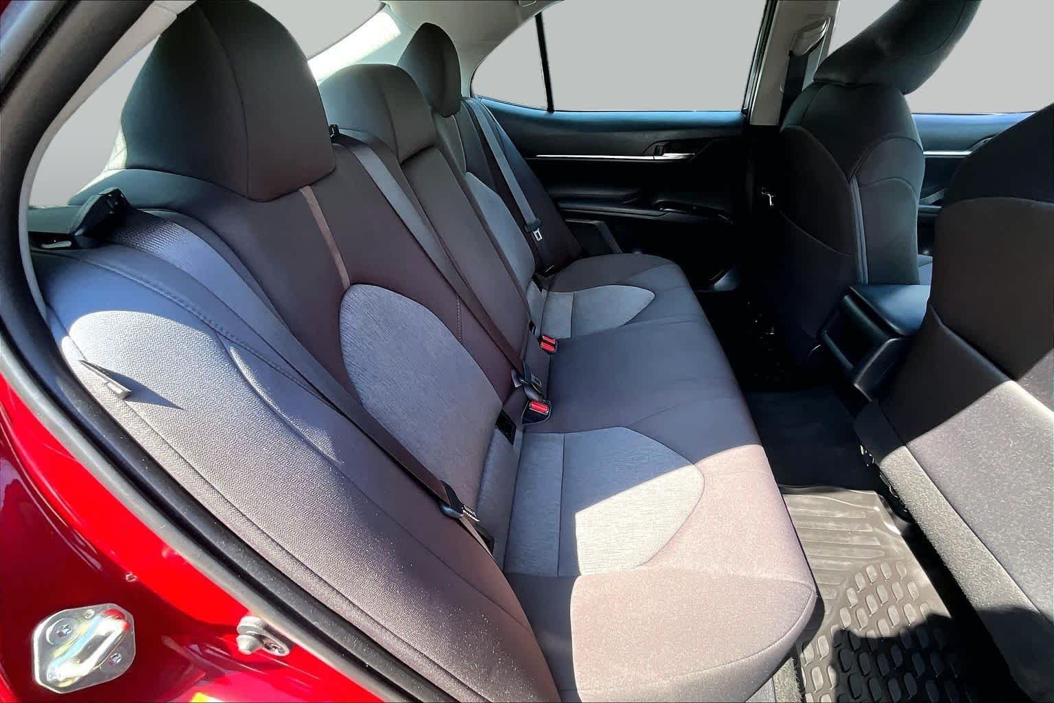 Used 2018 Ruby Flare Pearl Toyota LE image 18