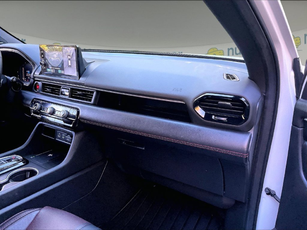 Used 2025 White Honda Black Edition image 13