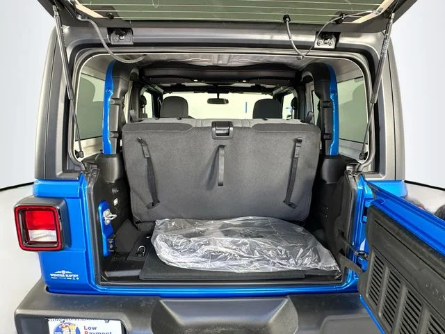 New 2026 Hydro Blue Pearl-Coat Exterior Paint Jeep Sport image 23