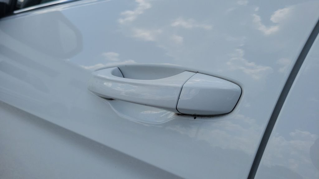 Used 2020 White Volkswagen 2.0T S image 6