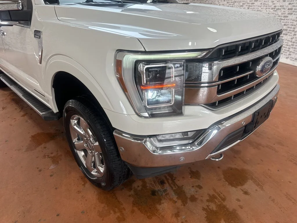 Used 2021 Space White Metallic Ford Lariat image 9