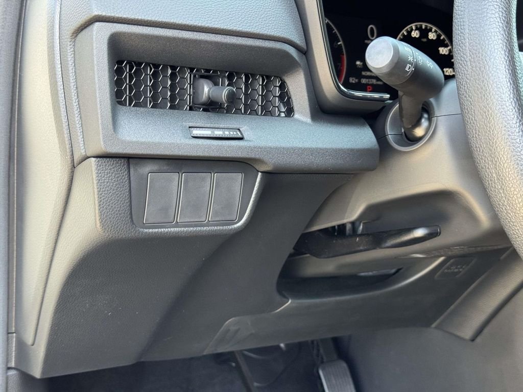 Used 2026 Silver Honda EX image 10