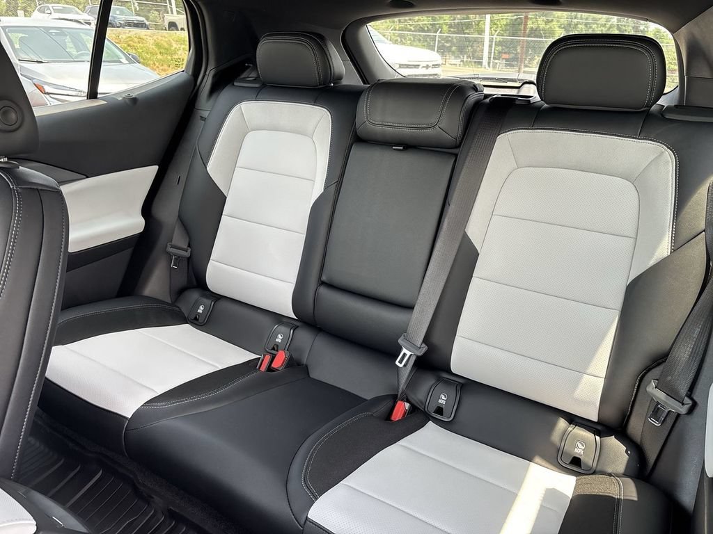 2026 Chevrolet Equinox EV 2LT - Photo 25