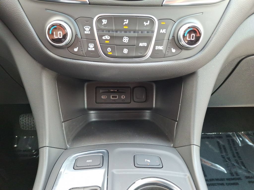 Used 2024 Chevrolet Equinox SUV