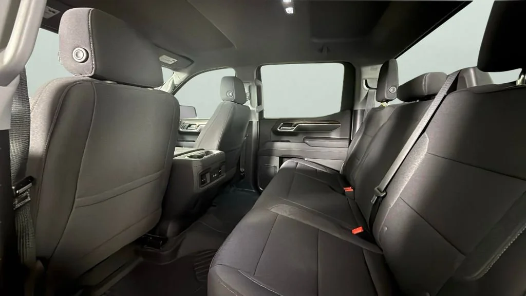 Used 2025 Radiant Red Tintcoat Chevrolet LT Trail Boss image 27