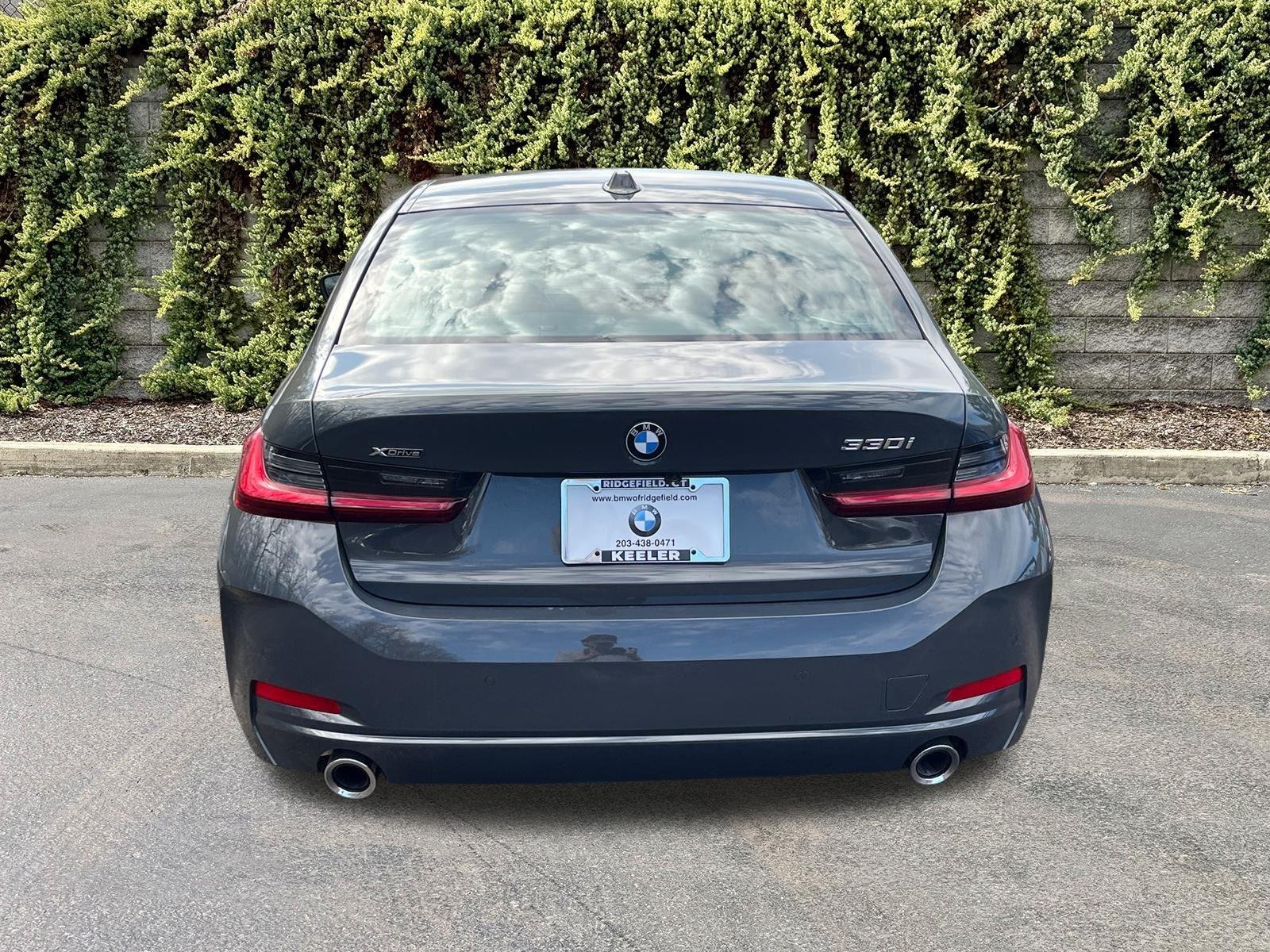New 2026 Dravit Grey Metallic BMW 330i NA xDrive image 3
